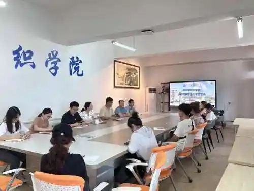 纺织学院阵容插图1